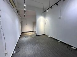 Ang Mo Kio Avenue 6 (D20), Shop House #589749241